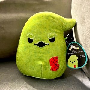NWT Green Oogie Boogie 8” Squishmallow